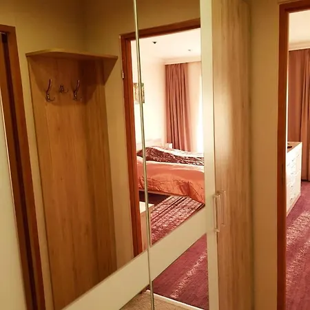 Astra Apartman Tatabánya Extérieur photo