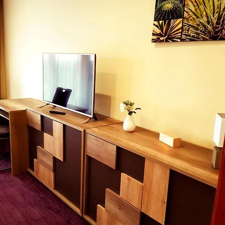 Astra Apartman Tatabánya Extérieur photo