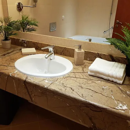 Astra Apartman Tatabánya Extérieur photo